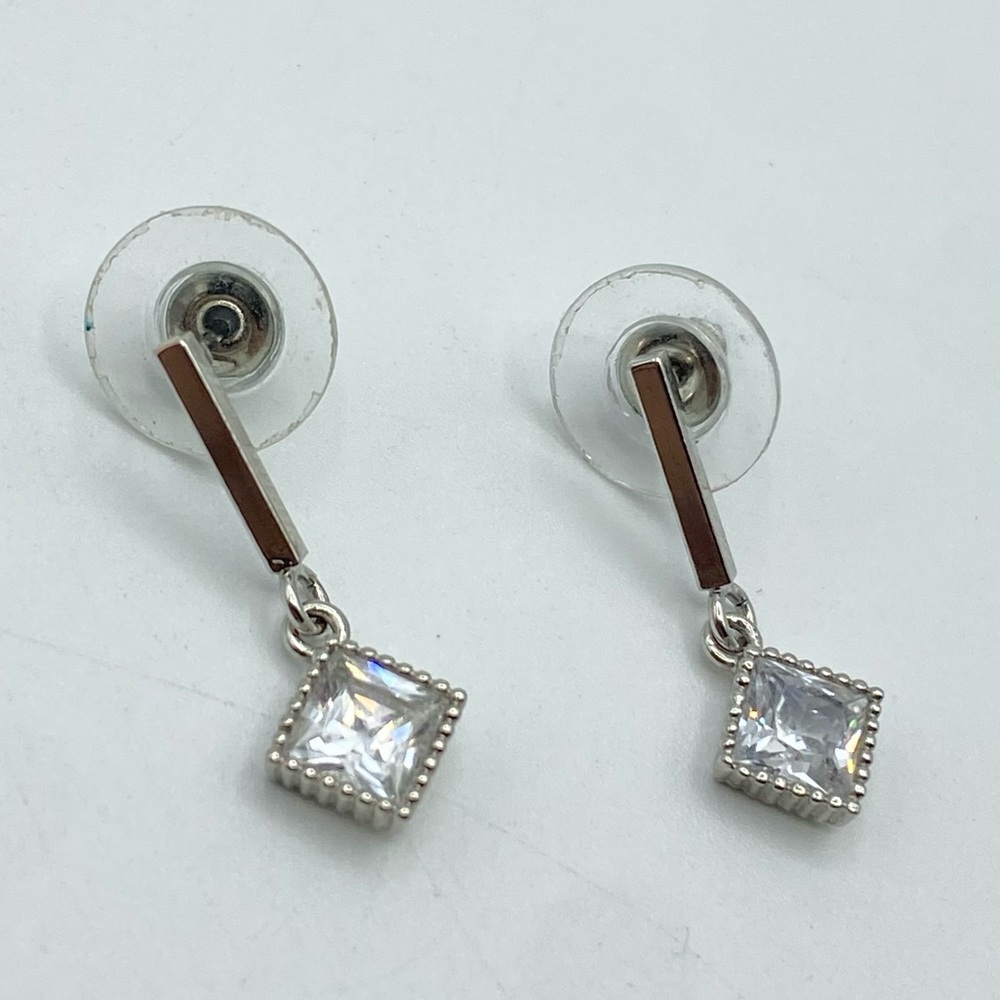 Silver Tone Clear Rhinestone Square Bar Drop Earrings Preppy Barbie Simple Bling